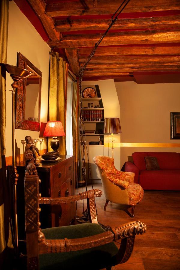 Le Marais Typical